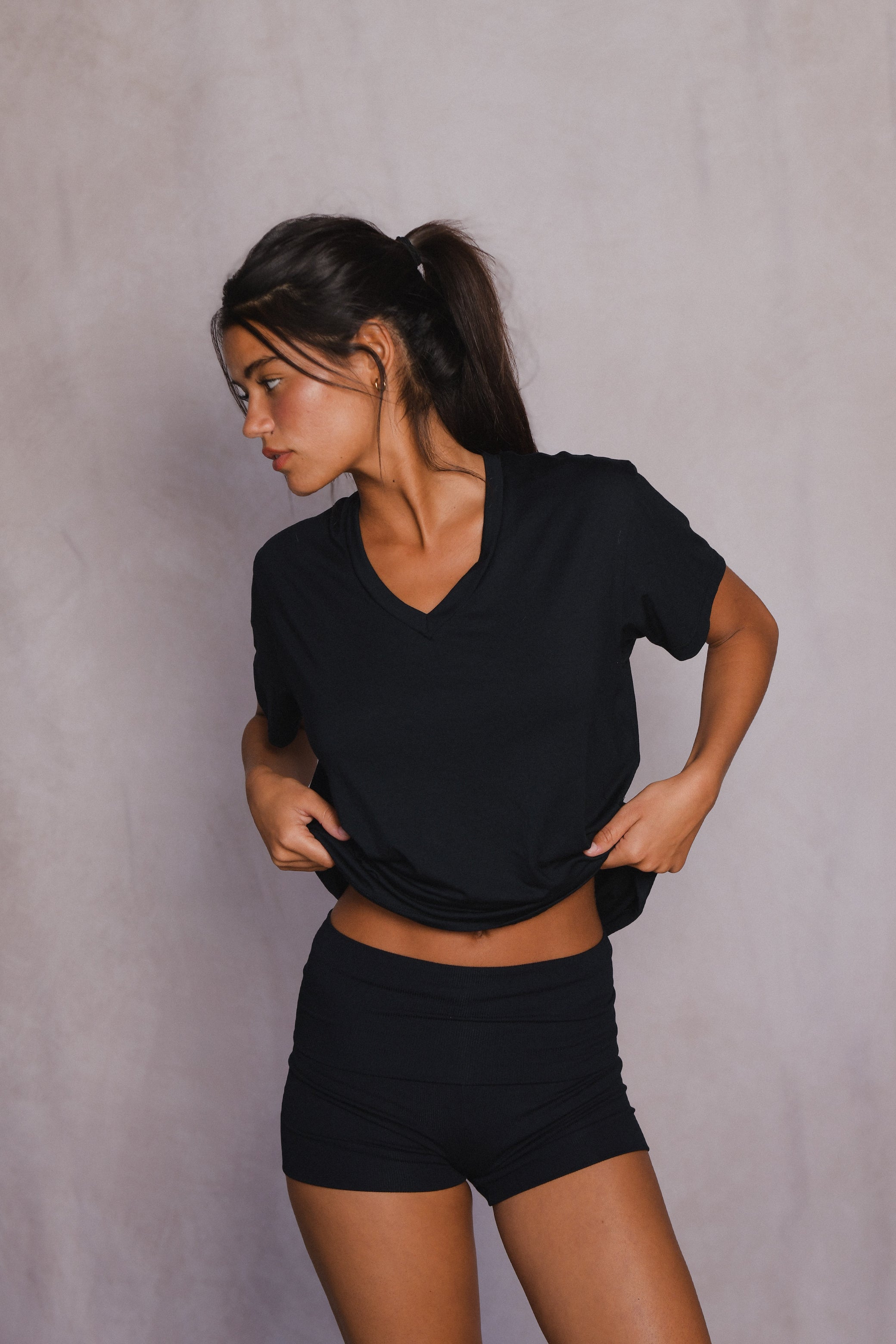 Hubby Tee Jersey - Black