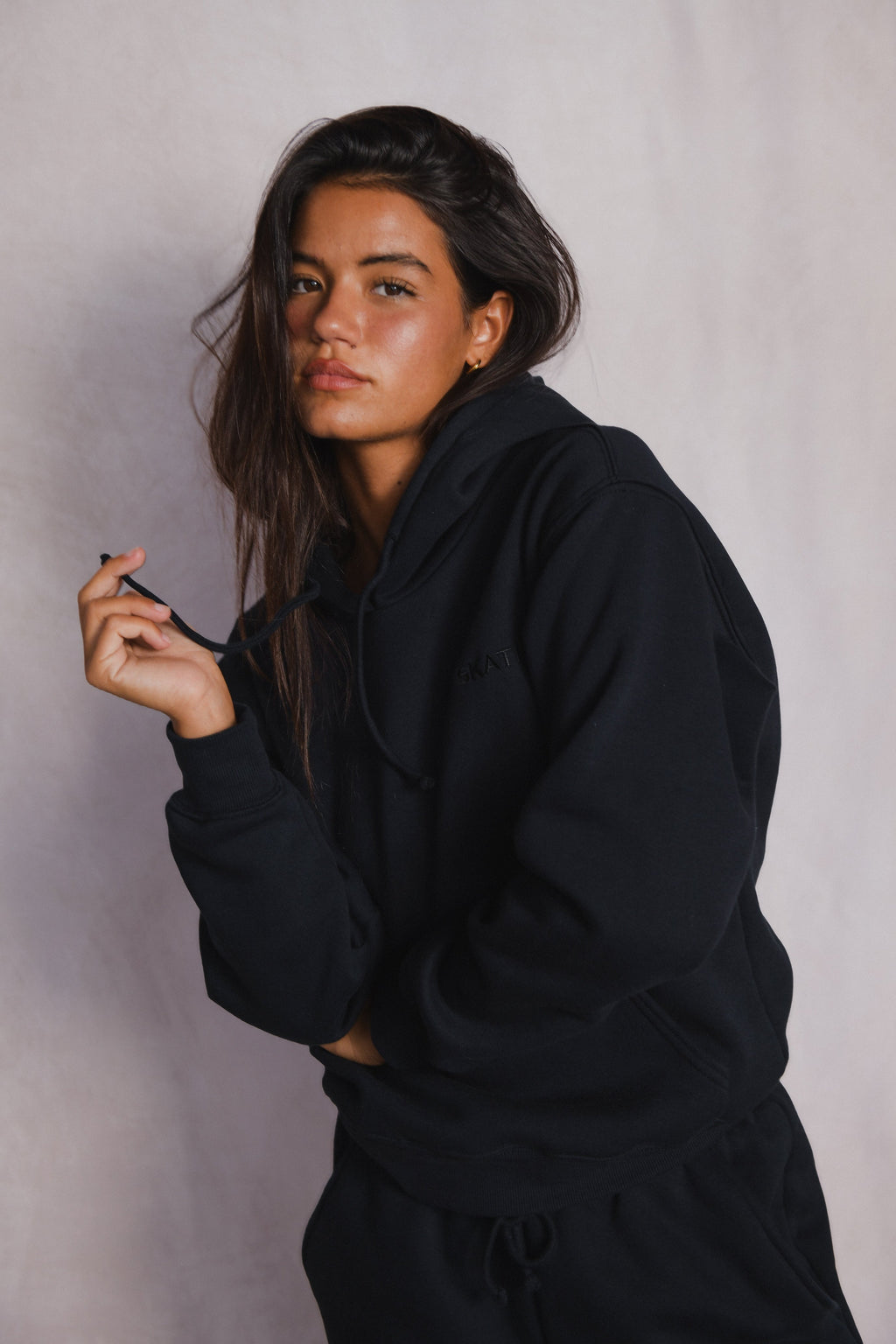 ULTRALUX Ana Hoodie - Black