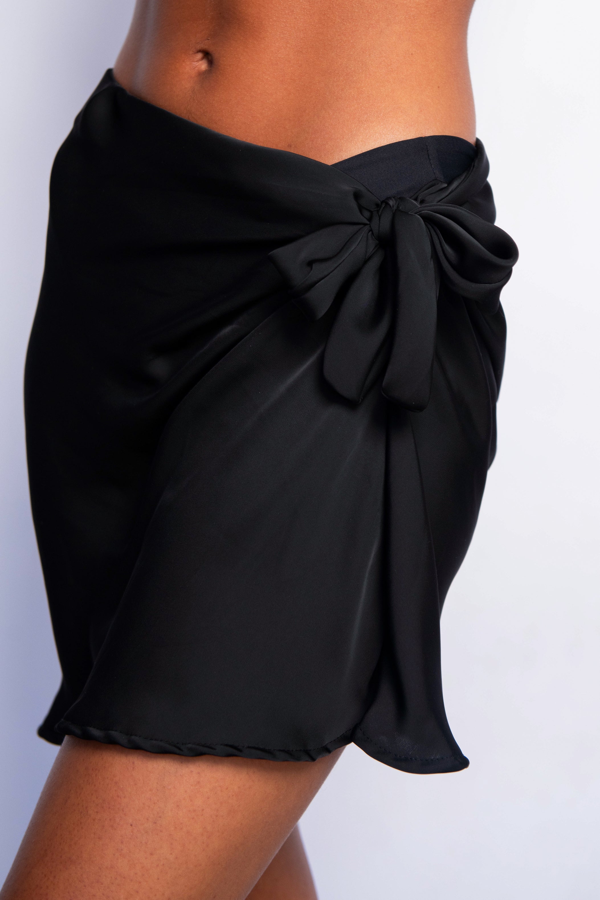 Julie Skirt Satin - Black