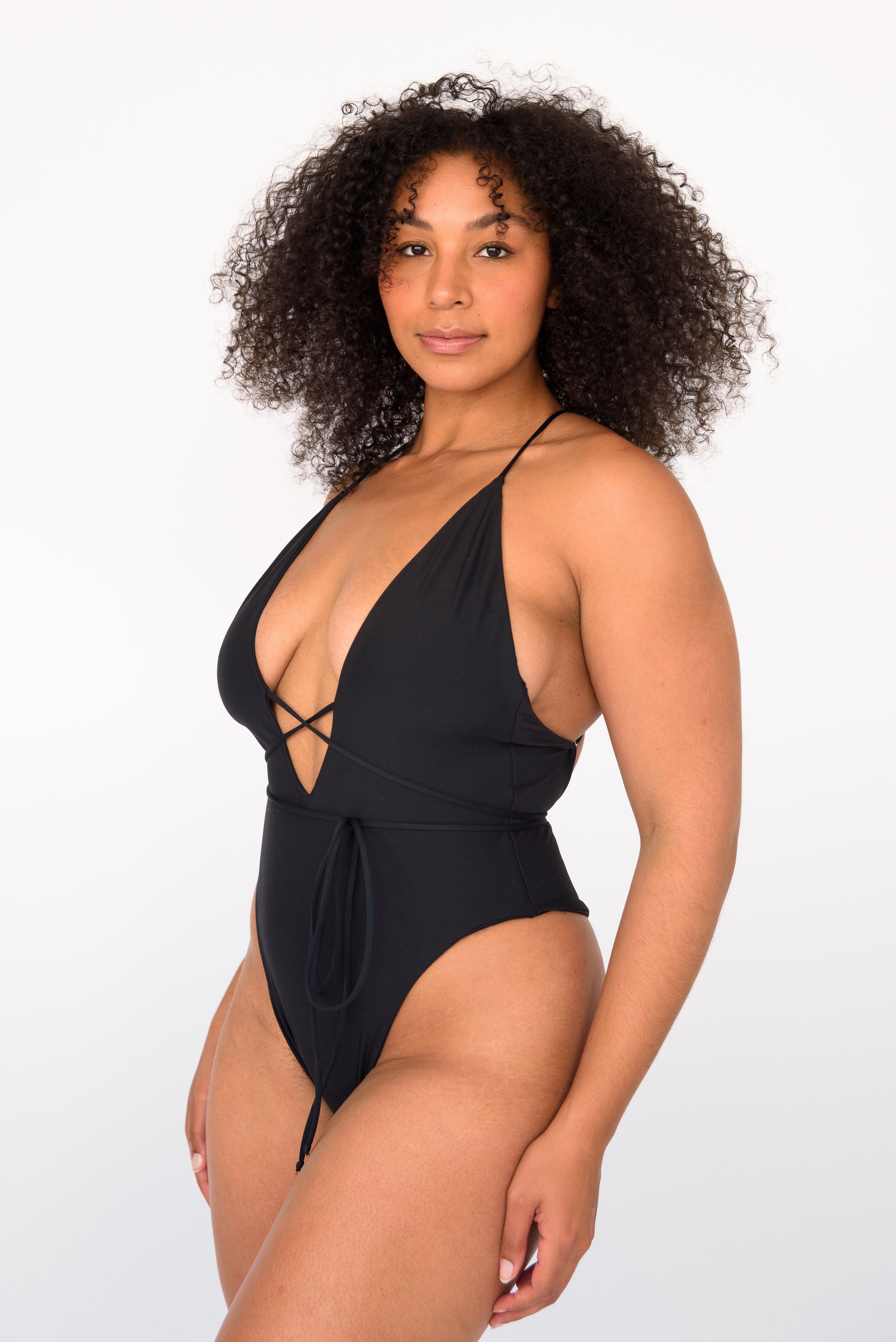 Lynn One Piece - Black