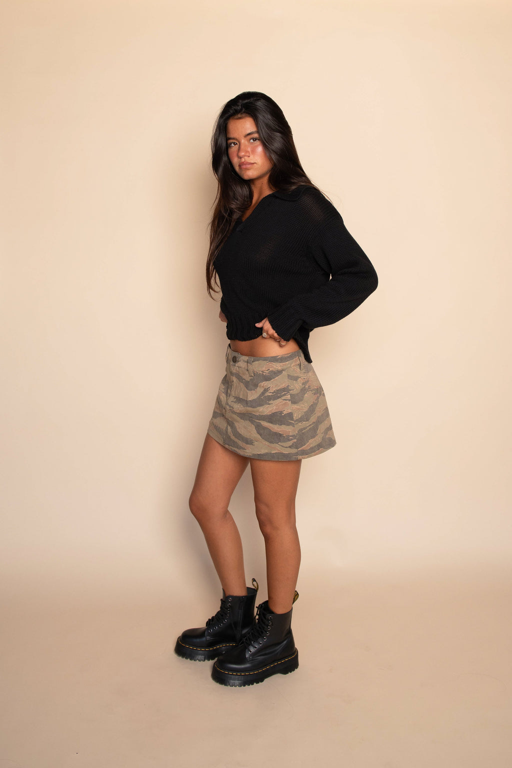 Preppy Sweater - Black