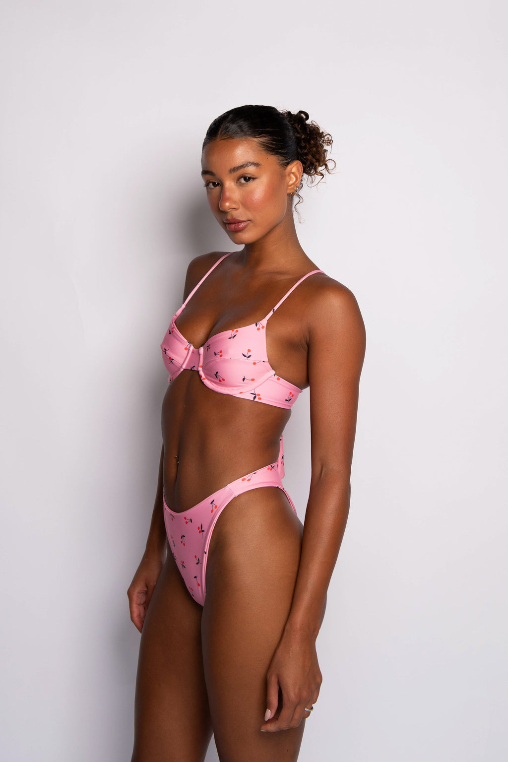 Kelly Bottom - Cherry Pie