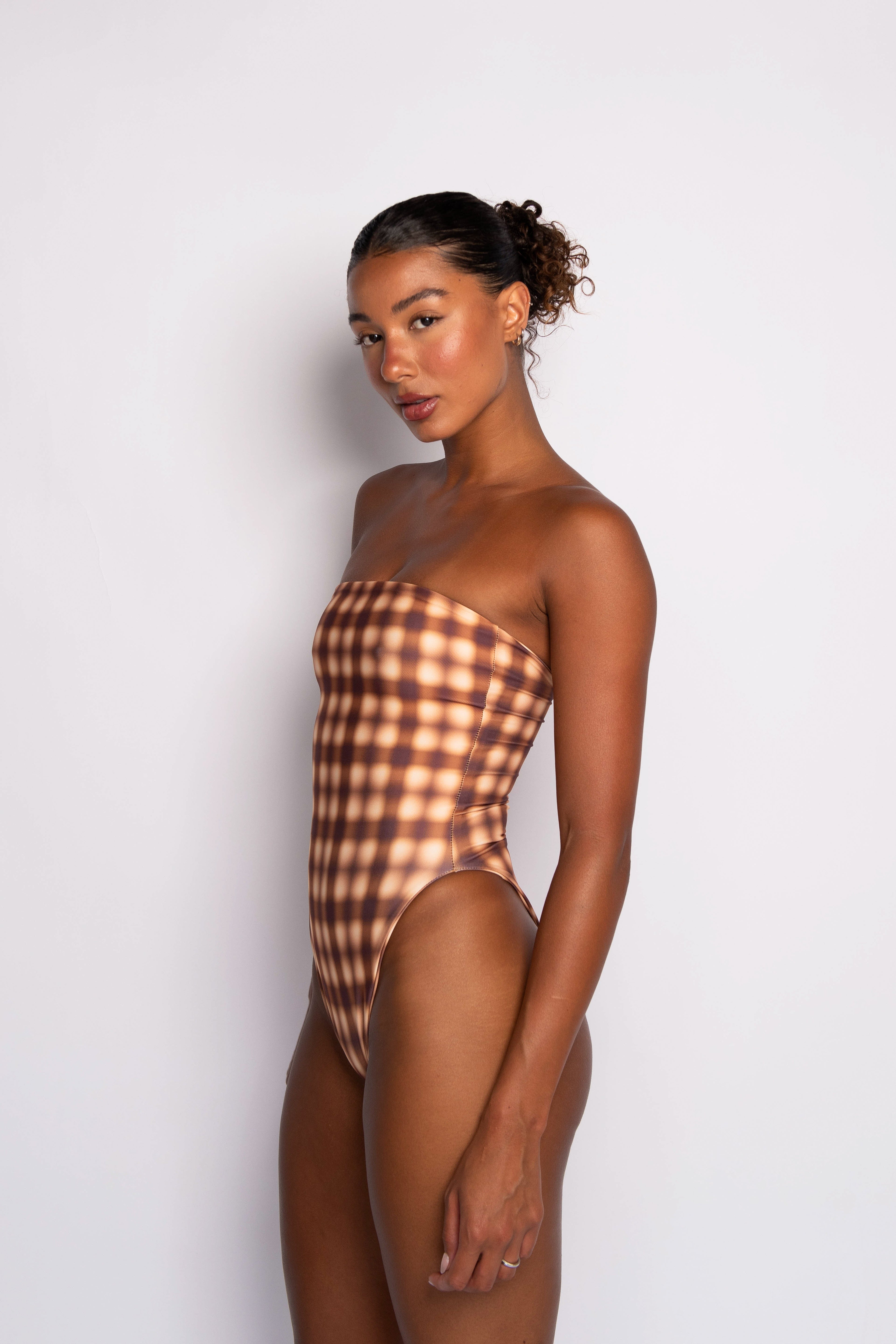 Amy One Piece - Maple