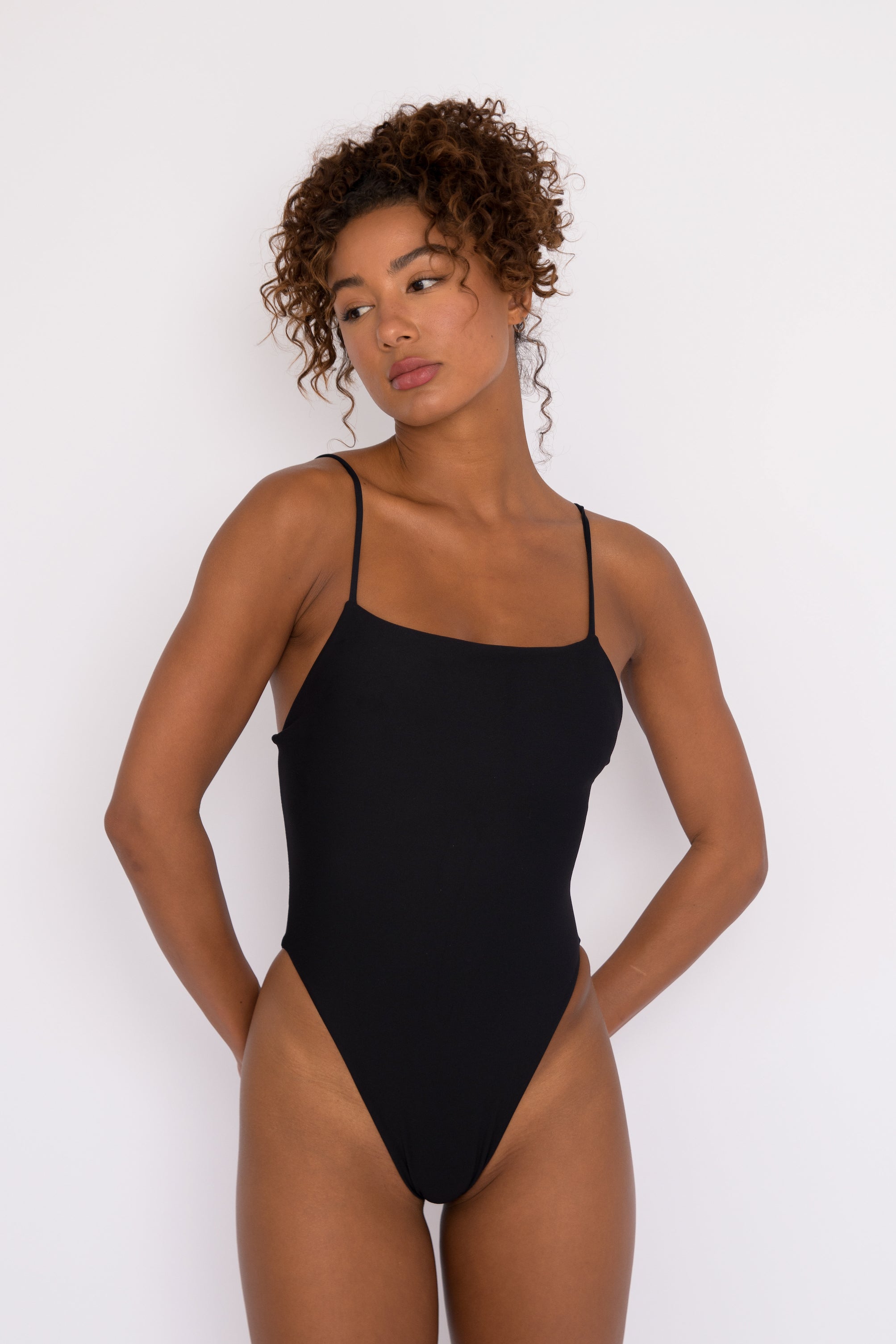 Resa One Piece - Black