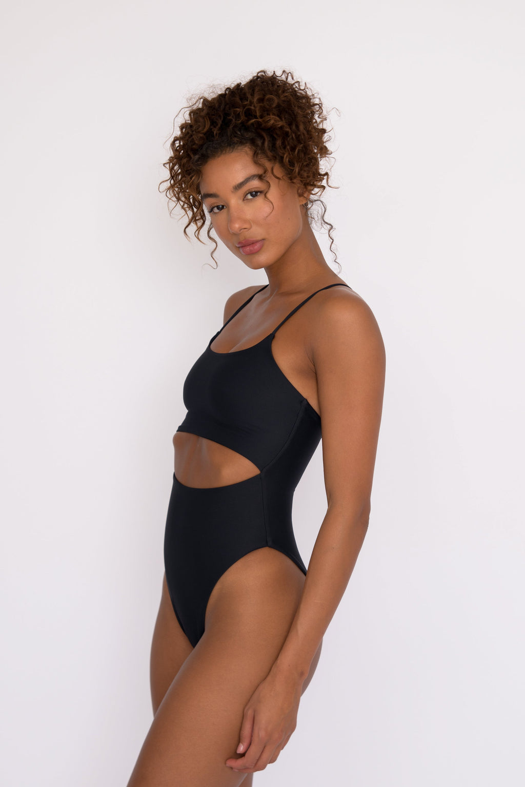 Madison One Piece - Black