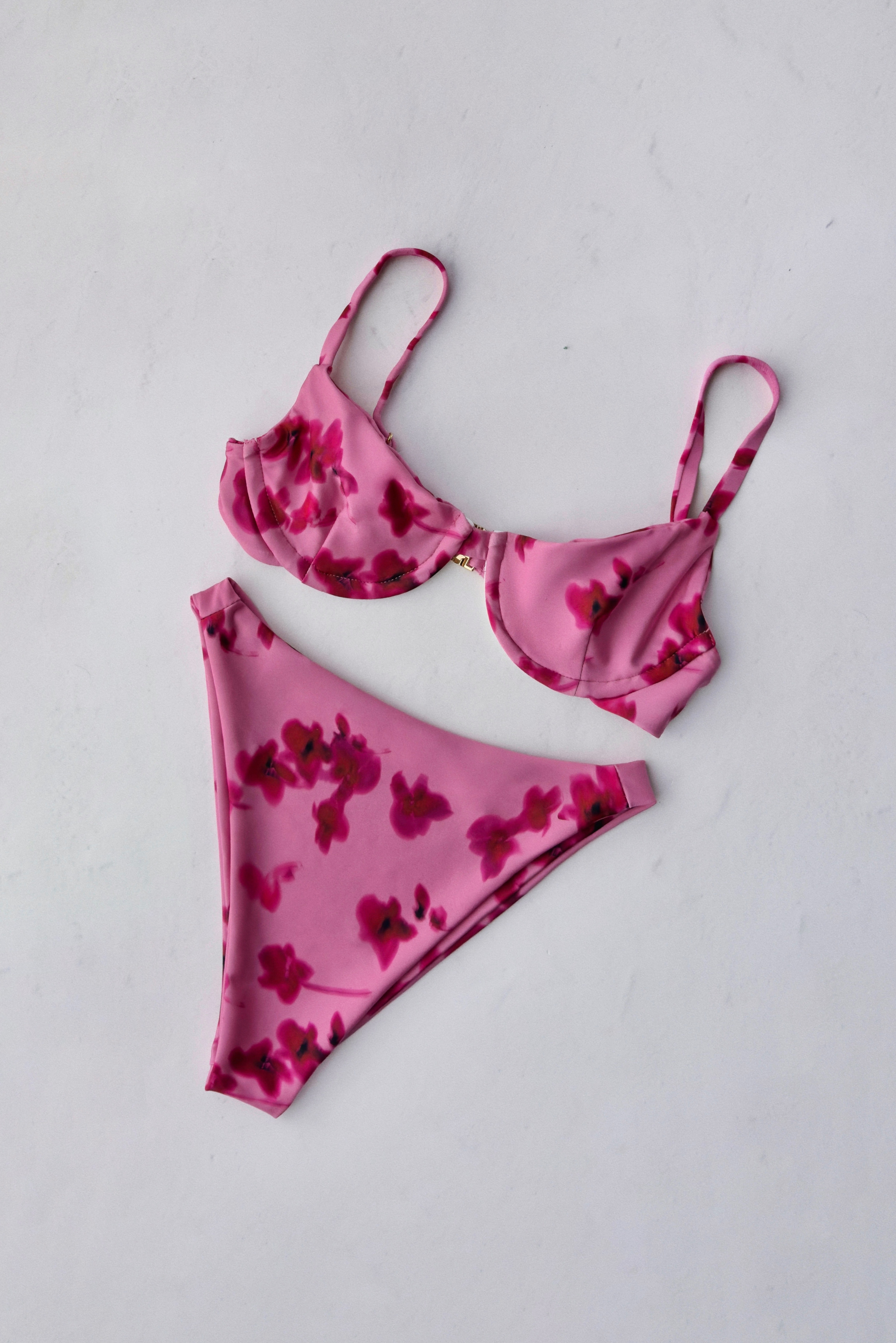 Kelly Bottom - Athena